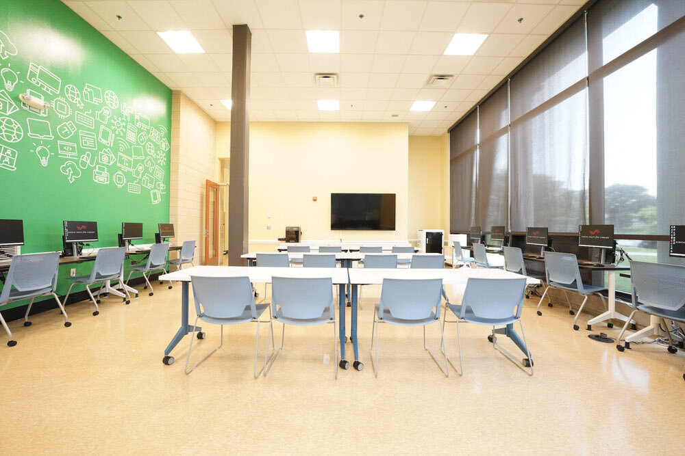 Rita Church Technology Lab - inside room with chairs facing screen